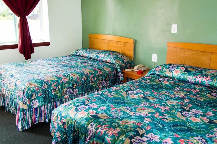 Bay Drive Motel