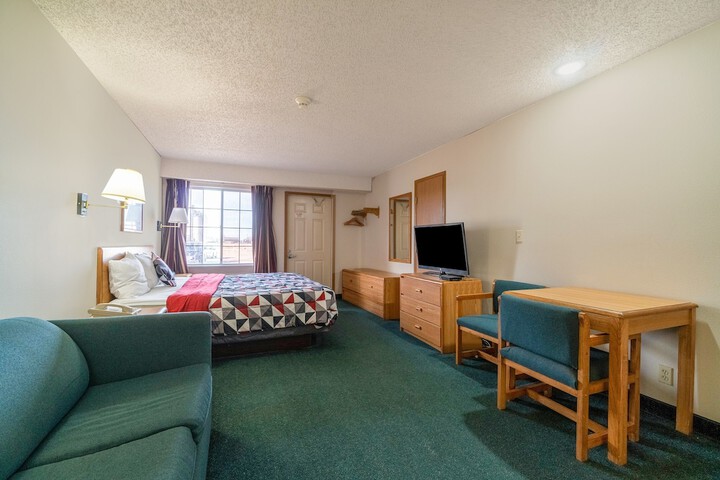 Room 25 of 69