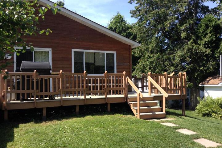 Merland Park Cottages and Motel