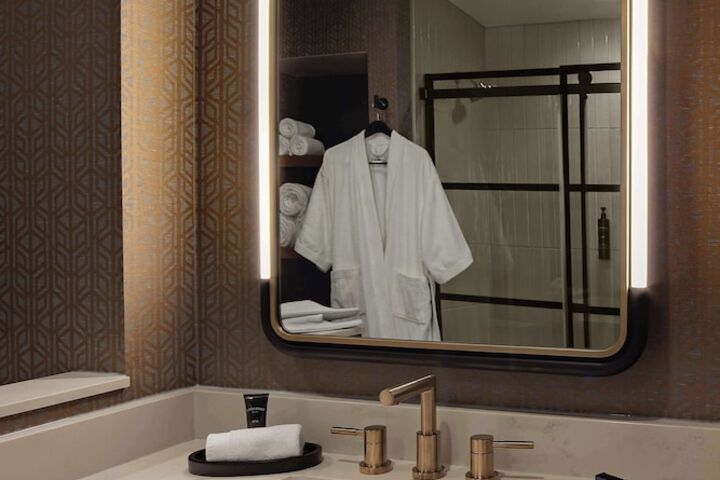 Hotel Nickel Plate Fishers Tapestry Collection by Hilton