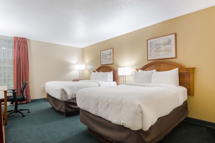 Room 6 of 22