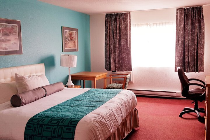 Room 9 of 40