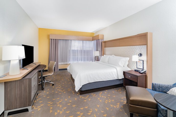 Room 54 of 89
