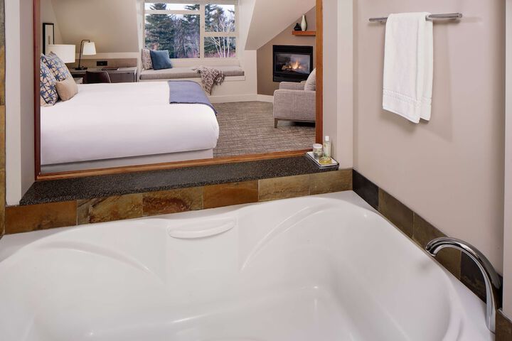 Chrysalis Inn & Spa Bellingham Curio Collection by Hilton