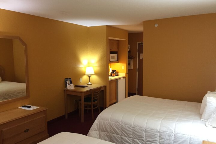 Room 21 of 36