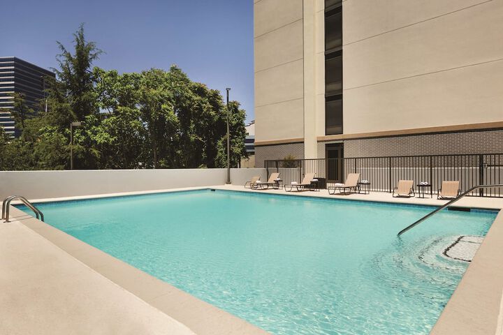 Pool 8 of 30