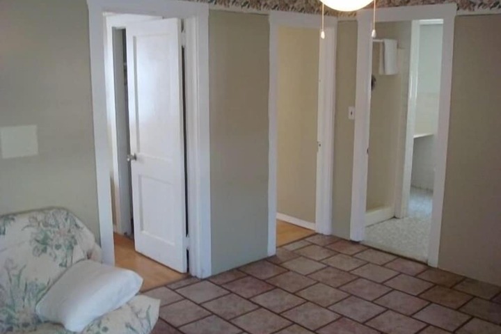 Room 34 of 44