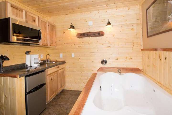 Upper Canyon Inn & Cabins