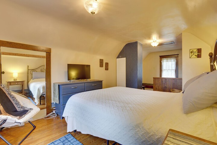 Charming Urbana Home Near Downtown!