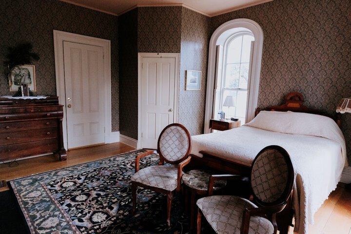 Room 24 of 29