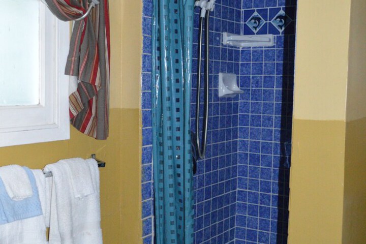 Room 52 of 111