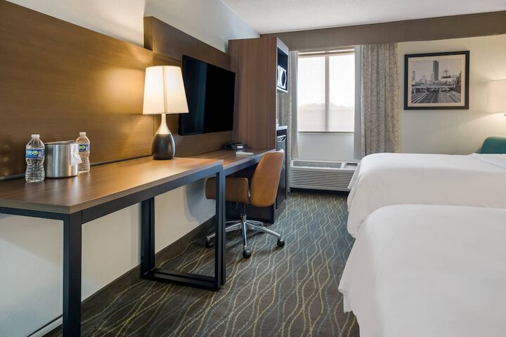 Radisson Hotel Grand Rapids Riverfront