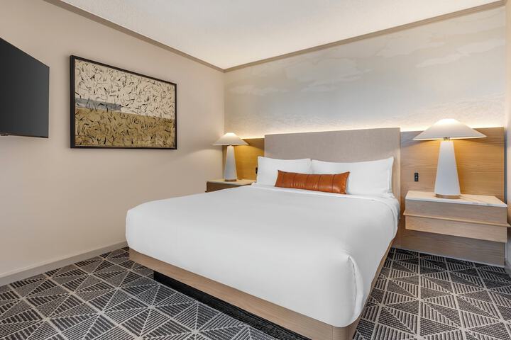 Omni Las Colinas Hotel
