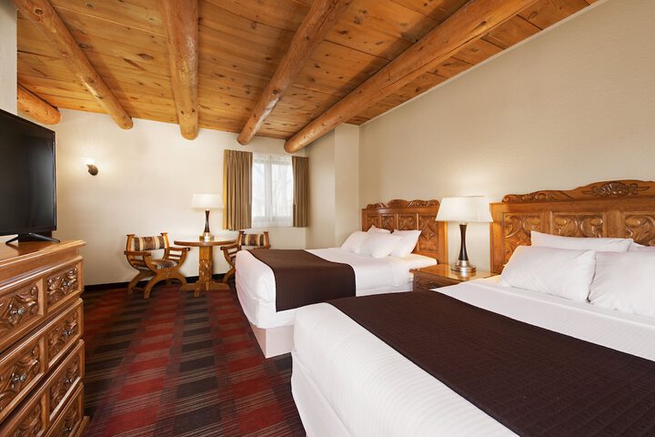 Sagebrush Inn & Suites