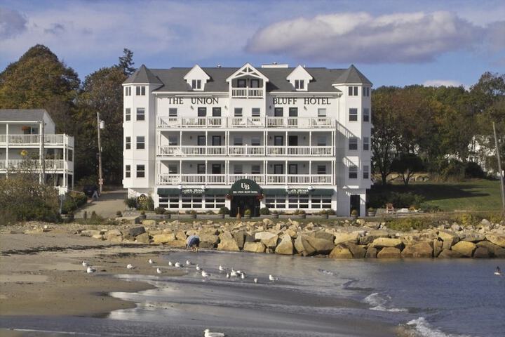 Union Bluff Hotel & Meeting House