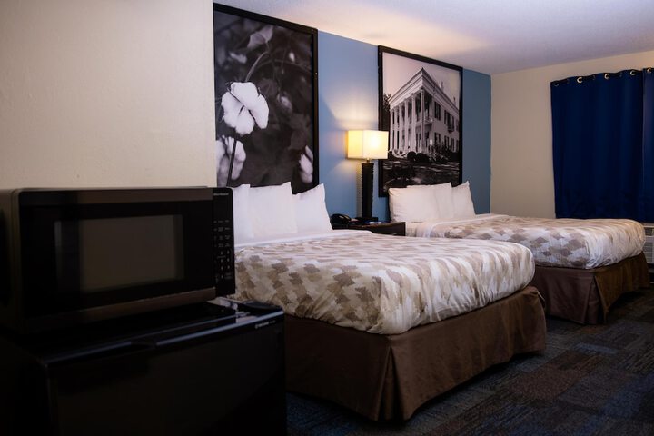 Americas Best Value Inn & Suites Phenix City
