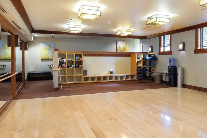 The Lodge at Vail a RockResort by Vail Resorts