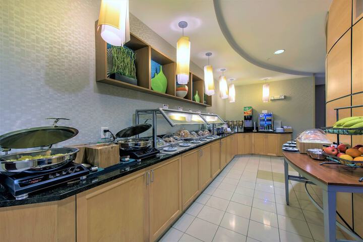 Breakfast/Coffee Service 21 of 24