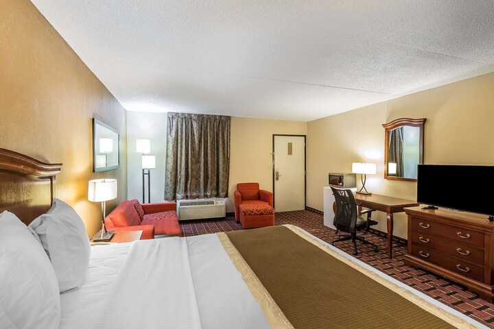 Room 15 of 35