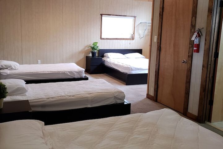 Room 22 of 85