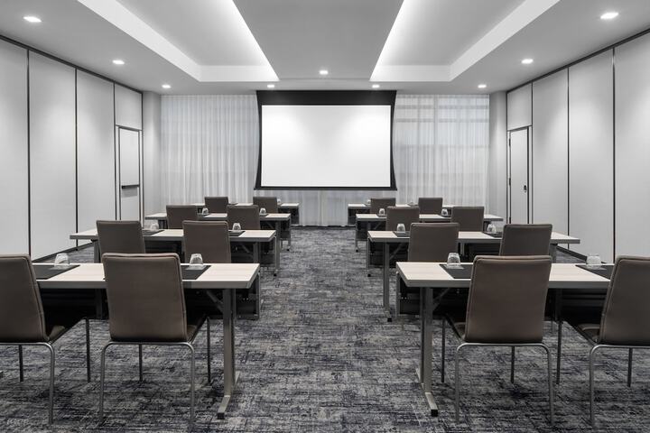AC Hotel by Marriott Miami Dadeland