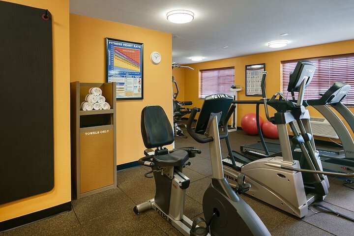 Best Western Plus Rama Inn & Suites