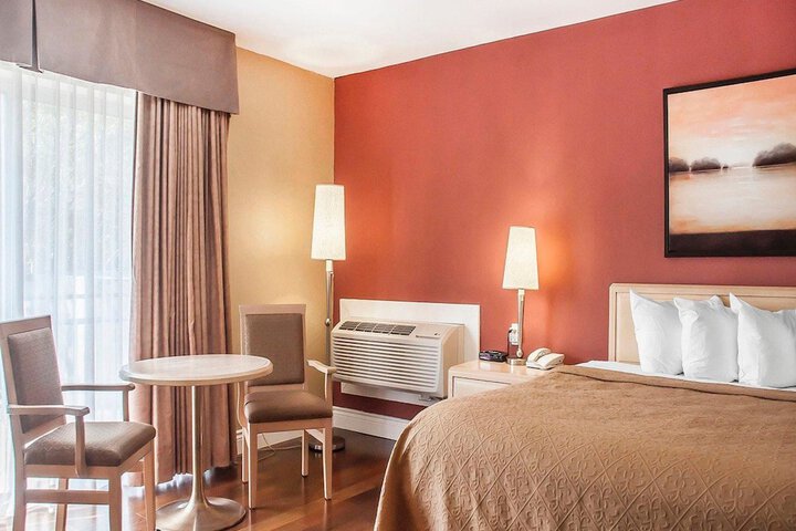 Quality Hotel Fallsview Cascade