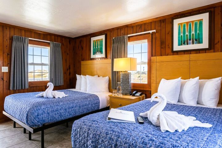Seahorse Inn and Cottages