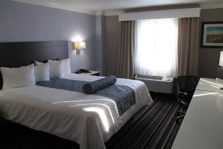 Room 10 of 21