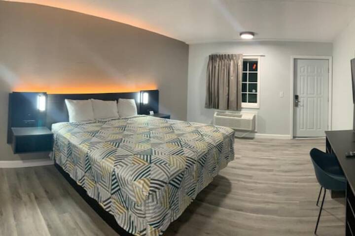 Room 19 of 27