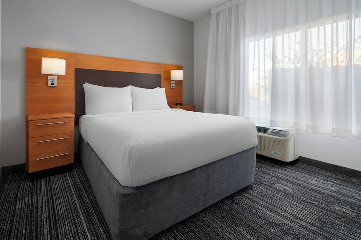 Room 40 of 49