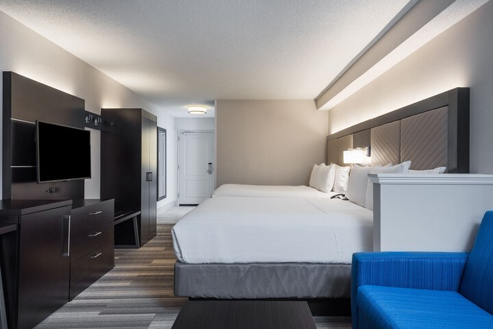 Holiday Inn Express & Suites Florence I-95 & I-20 Civic Center by IHG