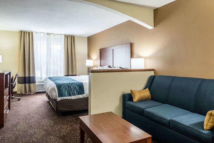 Room 16 of 36