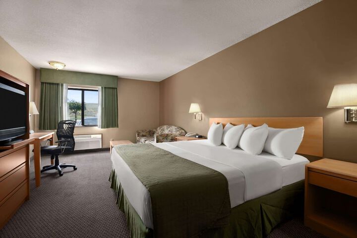 Room 21 of 29