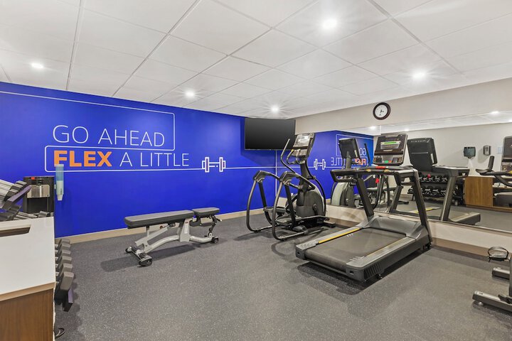 Holiday Inn Express Hyannis Cape Cod by IHG