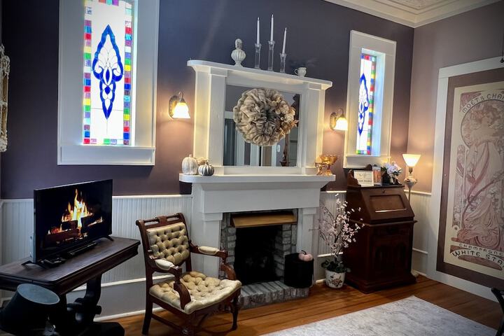 Benefield House Bed & Breakfast