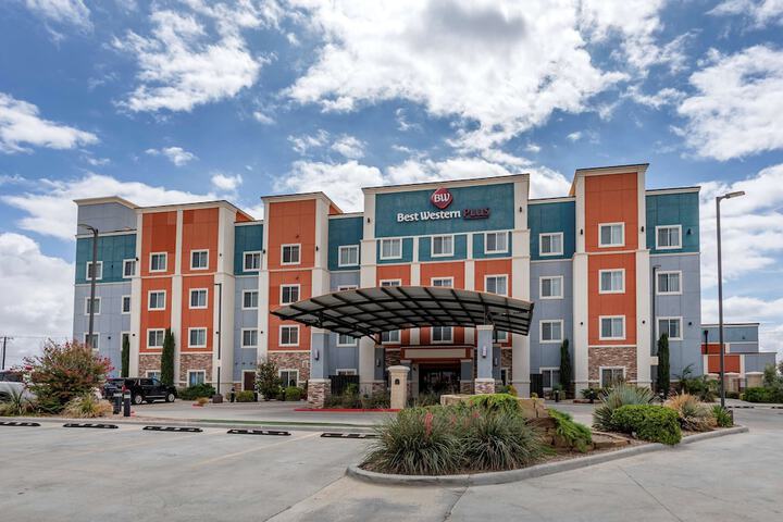 Hotel 3 of 29