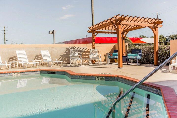 Pool 2 of 31