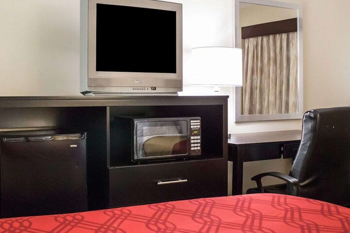 Room 15 of 30