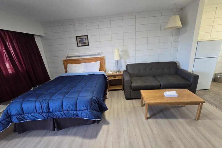 Camelot Court Motel