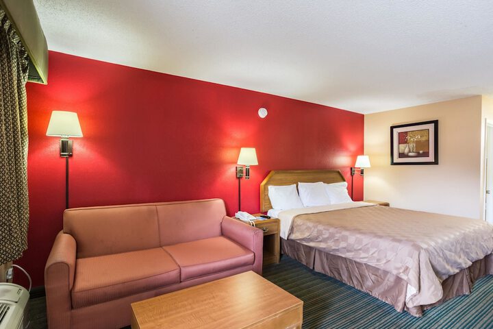 Room 20 of 29