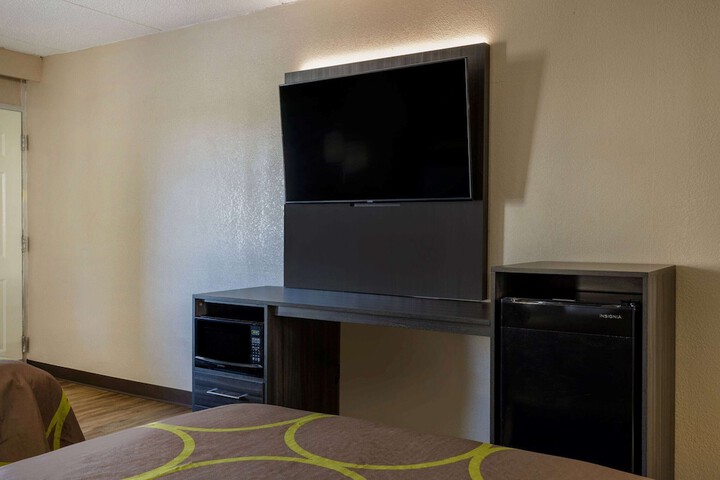 Room 22 of 26