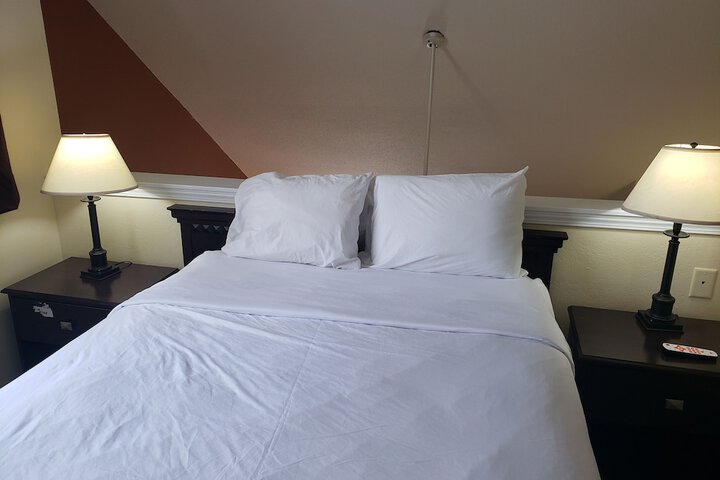Room 30 of 41