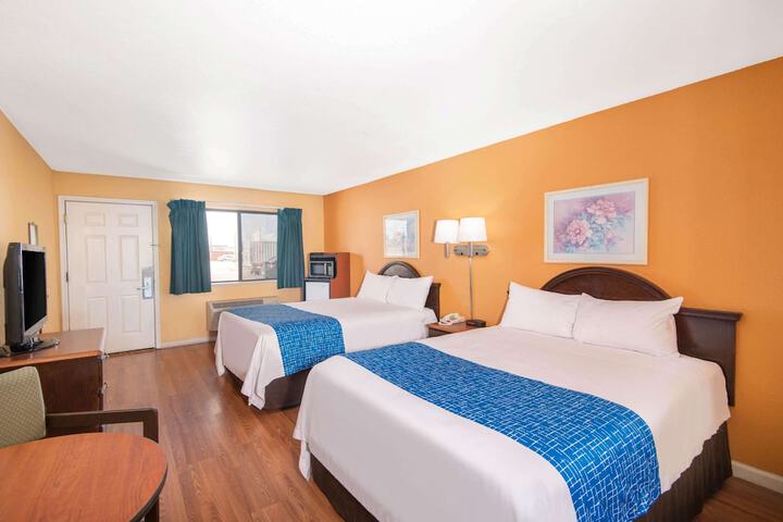 Room 14 of 17