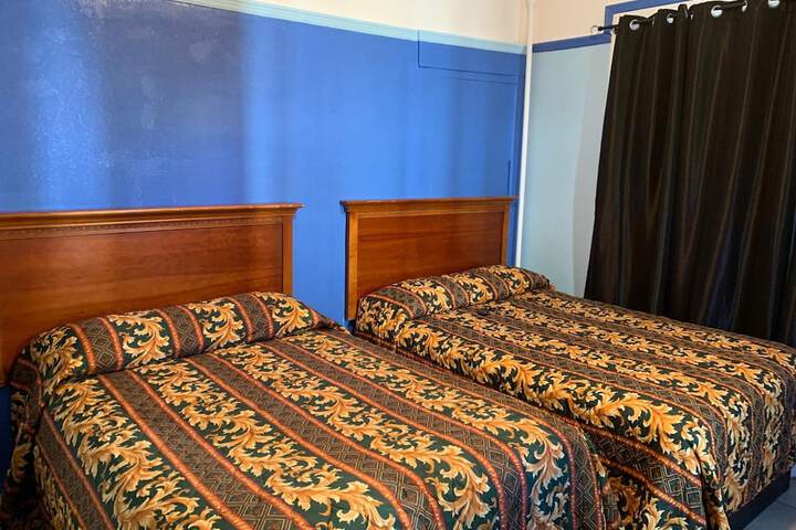 Room 26 of 43
