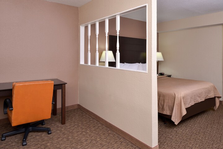 Room 31 of 65
