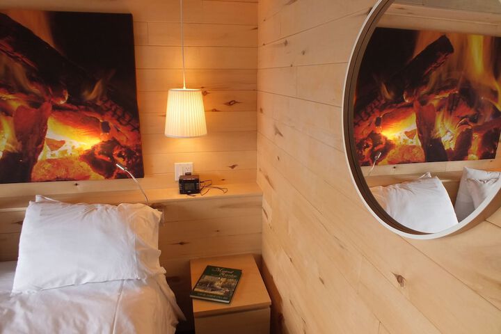 Room 38 of 57