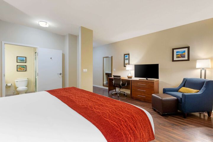 Room 36 of 49