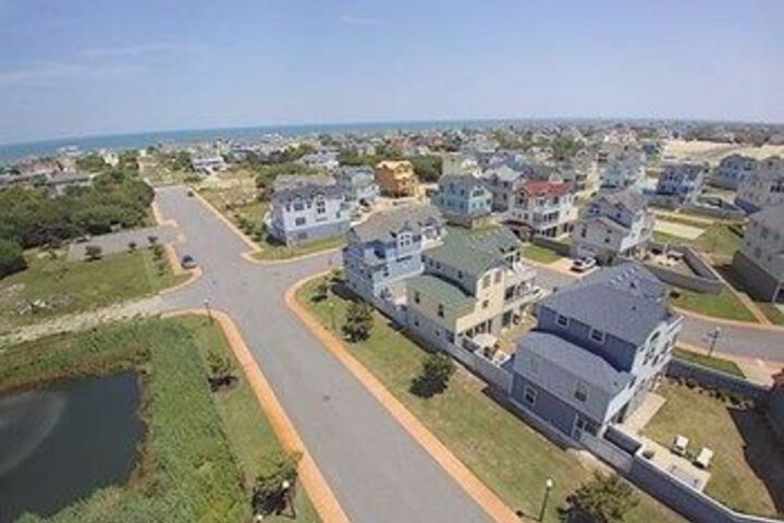 Villas at Corolla Bay by Kees Vacations