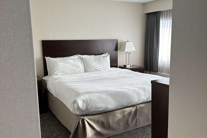 Room 36 of 54
